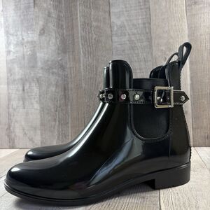 Halogen Women's Size 8 Rain Boots Ankle Bootie Buckle Studded Glossy Black